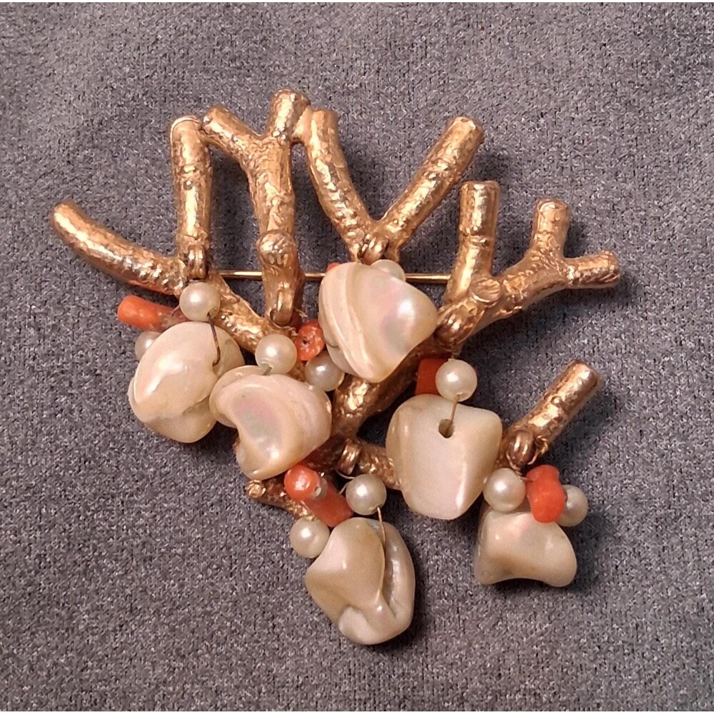 Vintage Coral Brooch Shells Sea Life Pin